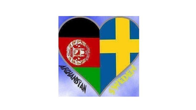 Många bilder med kärleksbudskap mellan Sverige och Afghanistan spreds åren efter 2015, då de flesta ungdomar trodde att Sverige ändå ville ha dem.