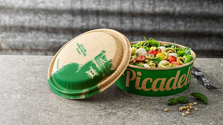 Picadeli introduces innovative plastic-free paperboard lids, pioneering sustainable packaging for salad bowls