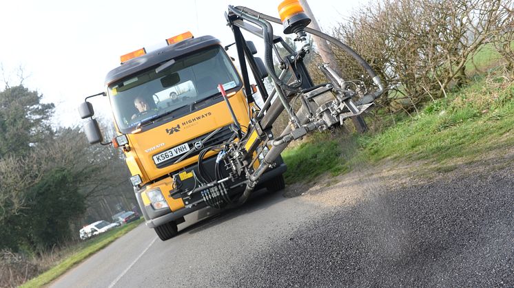 Gone in 120 seconds: Amey’s world-class road patchers can fix potholes in two minutes