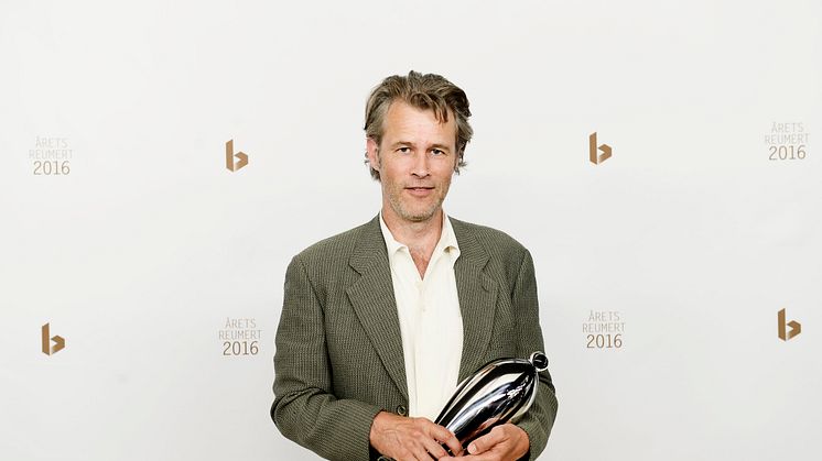 Årets Instruktør 2016 går til Rolf Heim for sin iscenesættelse af ’Hvem har Æren’ på Odense Teater og dukketeaterforestillingen ’Arne går under’ på Bådteateret.