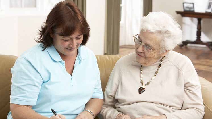 Råd och stöd kan stärka äldre personers egenmakt och främja hälsan
