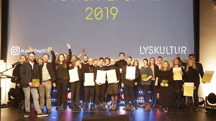 Norsk Lyspris 2019 ble i kveld delt ut foran et fullsatt DOGA i Oslo. Bak prisen står den den ideelle organisasjonen Lyskultur. 