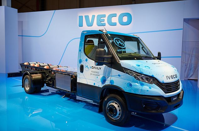 IVECO_eDAILY_FCEV_Prototype_Engineered_by_Iveco_Group_Powered_by_Hyun_623585
