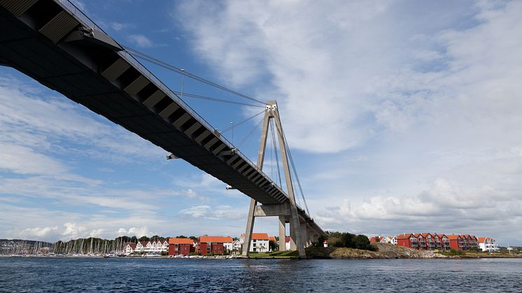Bybrua i Stavanger er Rogalands lengste bro. Nå skal den sikres med Zinga.