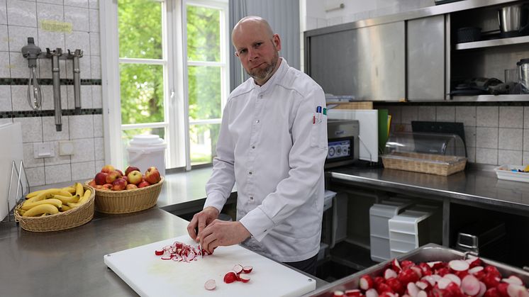 Louisenlunds neuer Küchenchef Marko Spanier setzt in der Küche auf eine abwechslungsreiche und gesunde Ernährung