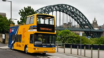 NewcastleGateshead Toon Tour with Tyne Bridge view