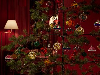 Svenskt_Tenn_Baubles_Kotone_Tree_Christmas_2021.jpg
