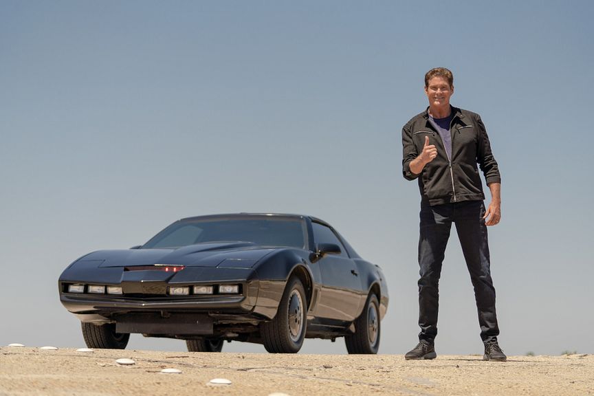Battle Of The 80s Supercars With David Hasselhoff_HISTORY (5)