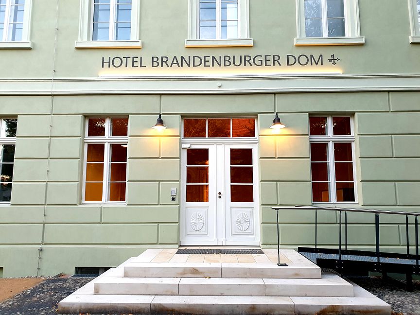 Front of Hotel Brandenburger Dom 