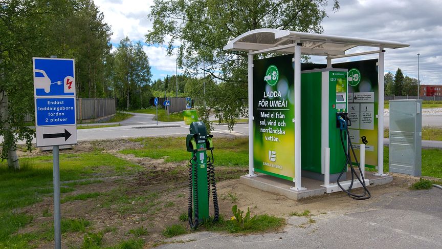 Laddplatser för elfordon på Carlslid i Umeå