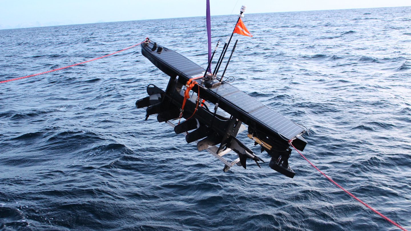 The Wave Glider of Akvaplan-niva that will be fitted with optical sensor for tracking macro plastic in the Barents Sea