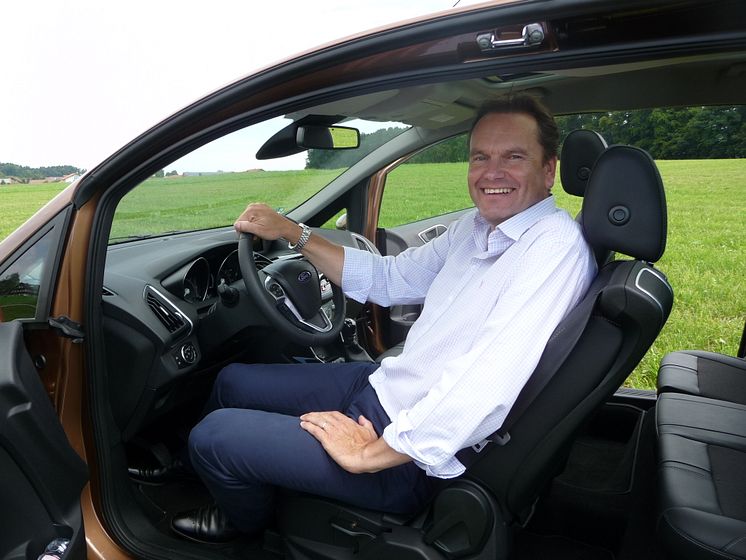 Nye adm dir. i Ford Motor Norge Steve Kimber har stor tro på nye B-MAX vil toppe salgsstatistikken i sin klasse.
