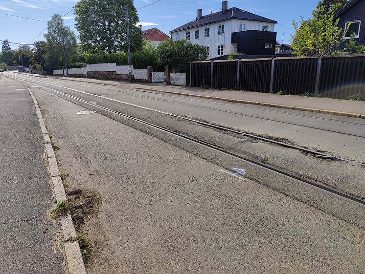 Slitt asfaltdekke Niels Henrik Abels vei_foto Sporveien