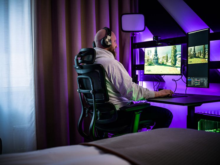 man-gaming-room-quality-hotel