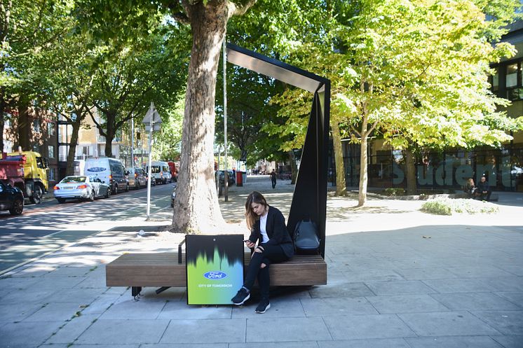 Ford Smart Benches