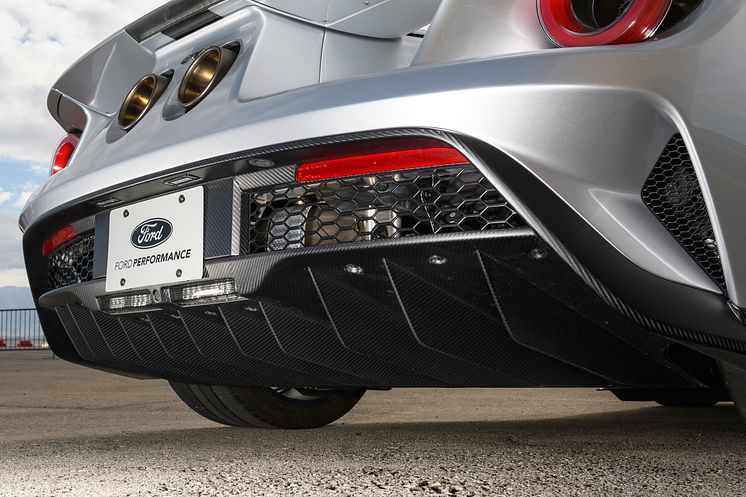 Ford GT baner vejen for nye teknologier