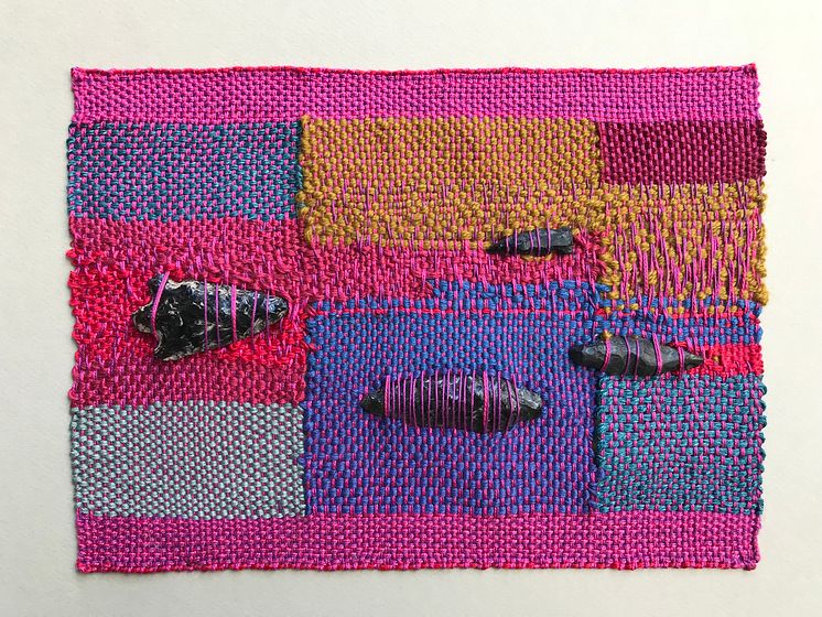 Sheila Hicks, “Minimes”, FIMBRIA, textil och sten, 2018