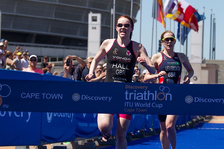 Lucy Hall wins Discovery Triathlon World Cup Cape Town women's elite by tenth of second