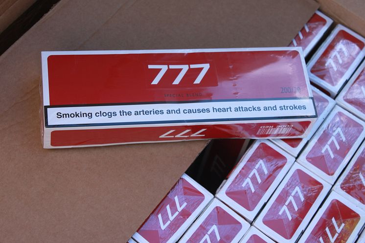 Four men caught red-handed with 1.2 million illegal cigarettes