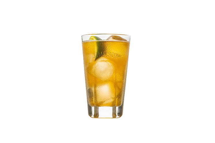 Jameson. Ginger Ale & Lime 
