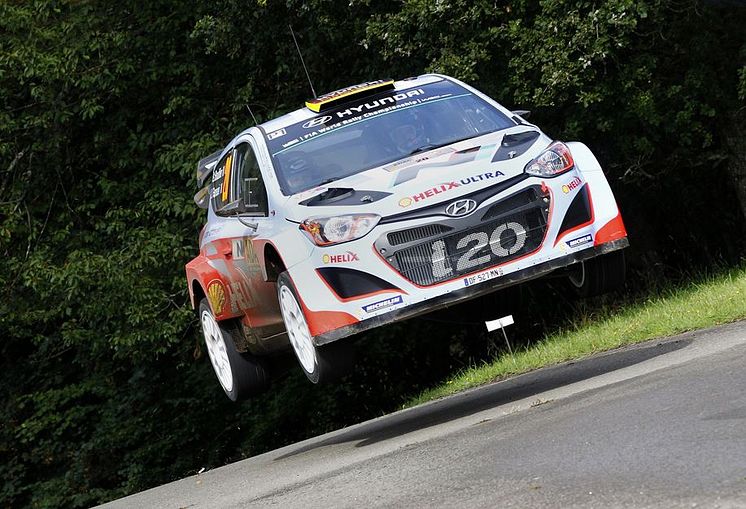 Bryan Bouffier flying high at Rally Deutschland