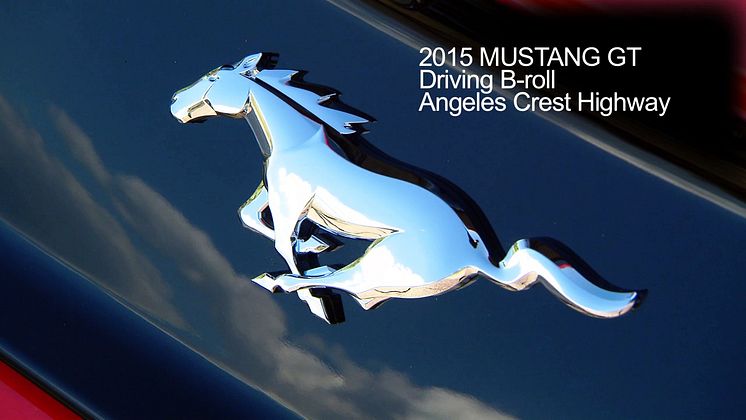Klippbilder på Ford Mustang GT körandes