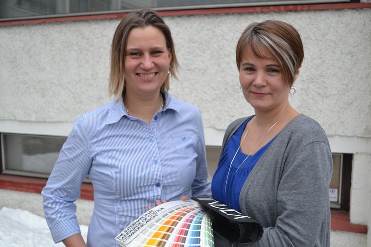 Søstrene Camilla Sandem Dehlie (t.v.) og Therese Sandem er eksperter på hvert sitt felt. Nå holder de seminar i fellesskap 