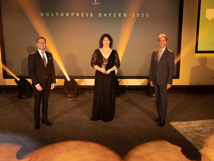 mayer-christa-statue-kulturpreis-bayern-2020-copyright-simon-leibl