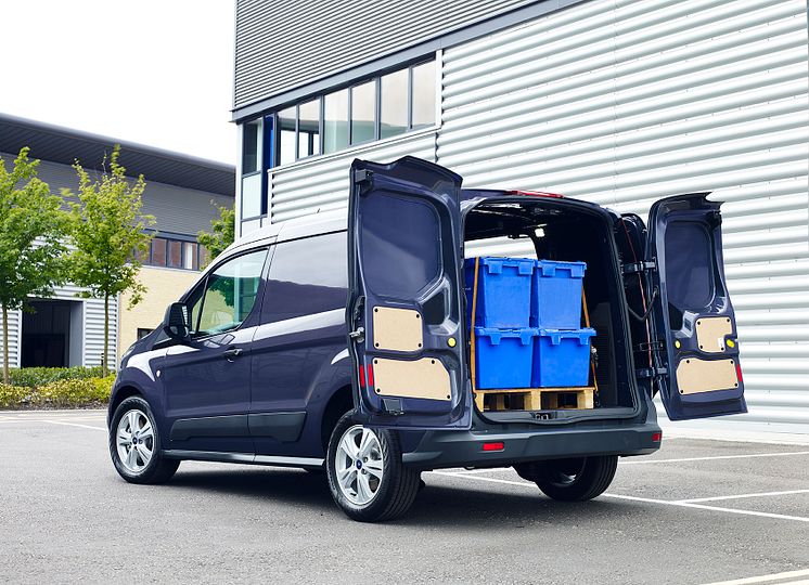 FORD TRANSIT CONNECT - 3