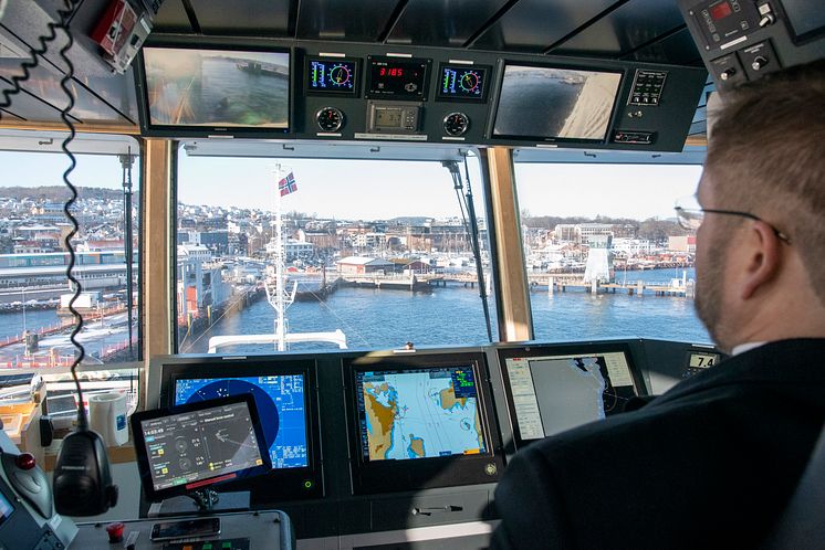 Kongsberg Maritime’s Adaptive Transit system brings Bastø Fosen VI safely alongside