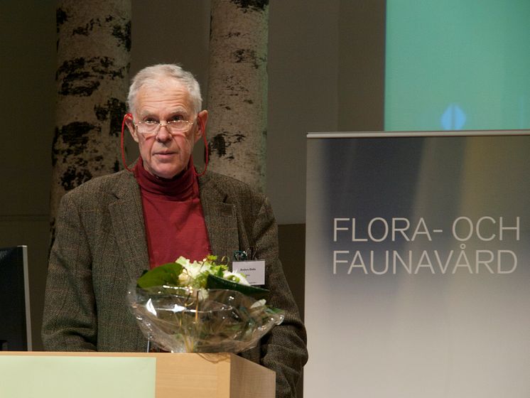 Anders Delin, mottar naturvårdspriset 2011 från ArtDatabanken, SLU