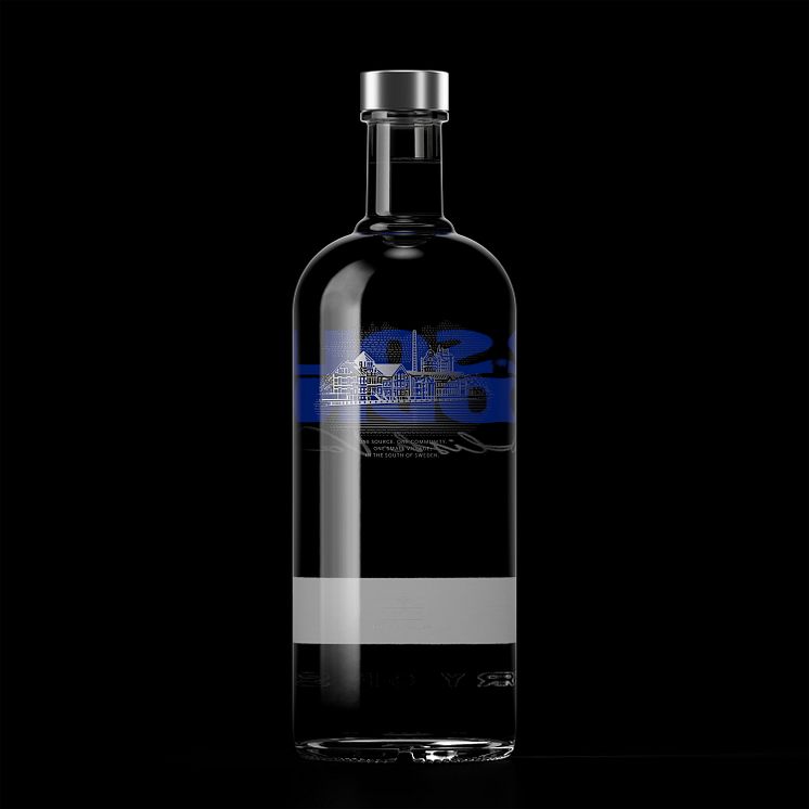 Absolut Vodka 1000ml Back Black Background LR.jpg