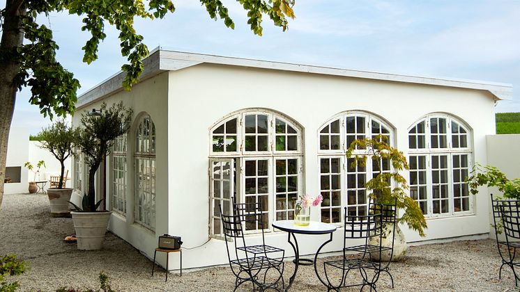 Finja DIY – Ett vackert murat orangeri med putsad fasad 