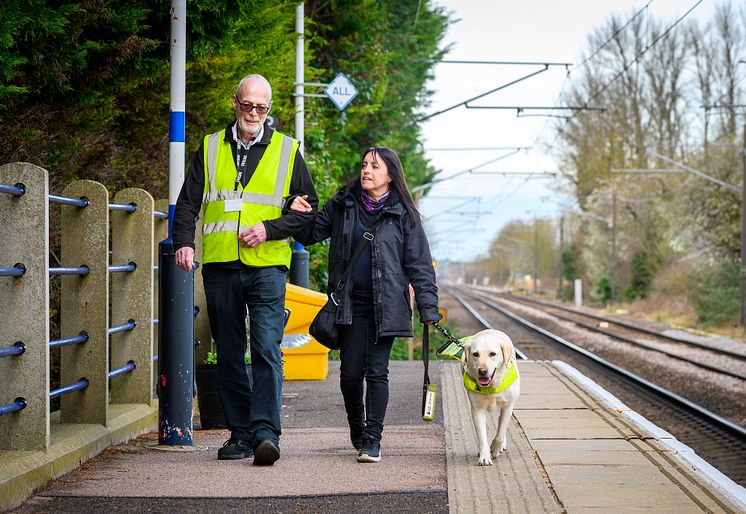 Blind villager helps Great Northern and Thameslink promote assistance service at Meldreth, Shepreth and Foxton stations