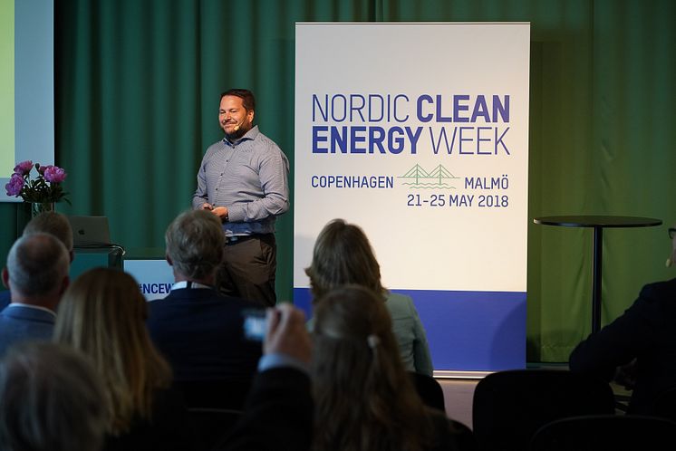 Johan Järnum, McNeil, talar på Nordic Clean Energy Week 2018