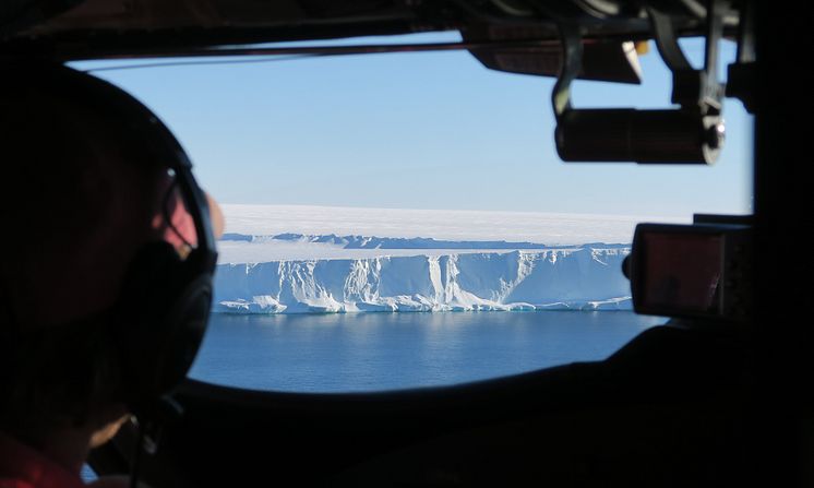 The edge of the Brunt Ice Shelf (Credit: Jan De Rydt)