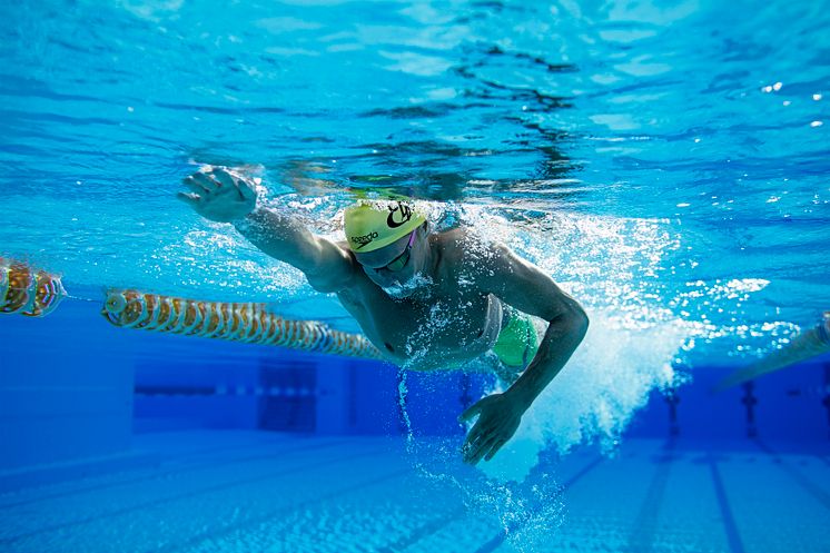 Learning to swim without stress is the best way to master and improve strokes and technique, says Bluewater swim coach Adam Paulsson (photo credit: Magnus Peterson)