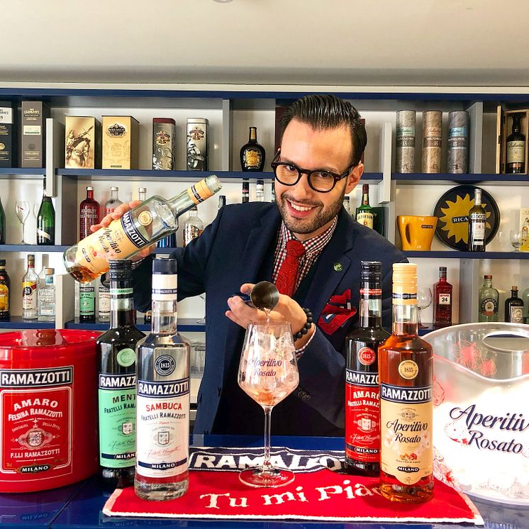 Alejandro Mazza, Global Brand Ambassador Ramazzotti bei Pernod Ricard Italien.