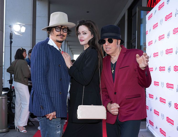 L'Osteria_Doubles von Johnny Depp + Angelina Jolie + Adriano Celentano