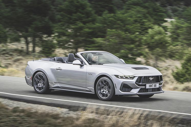 2024_FORD_MUSTANG_CONVERTIBLE_ 46