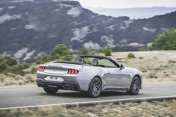 2024_FORD_MUSTANG_CONVERTIBLE_ 47