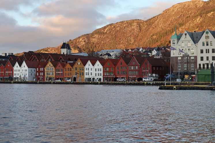 Bergen ved sjøen