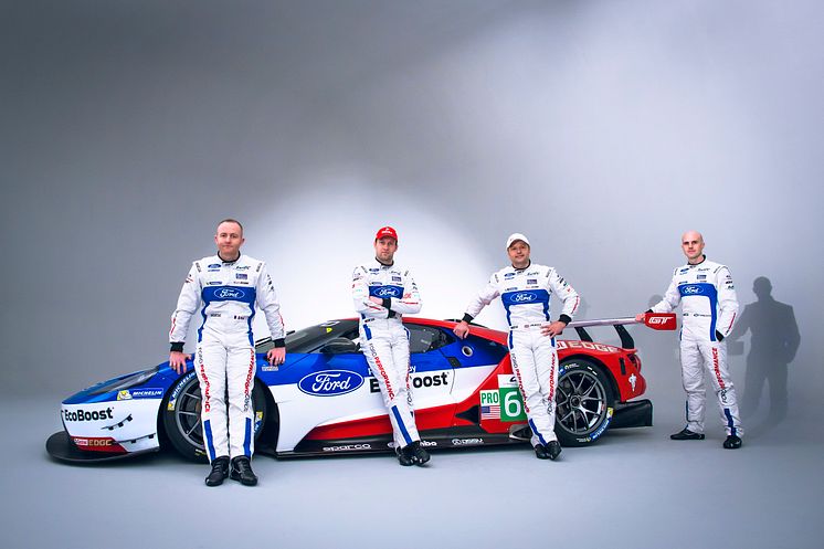Olivier Pla, Stefan Mücke, Andy Priaulx och Marino Franchitti kör Ford GT för team Ford Chip Ganassi