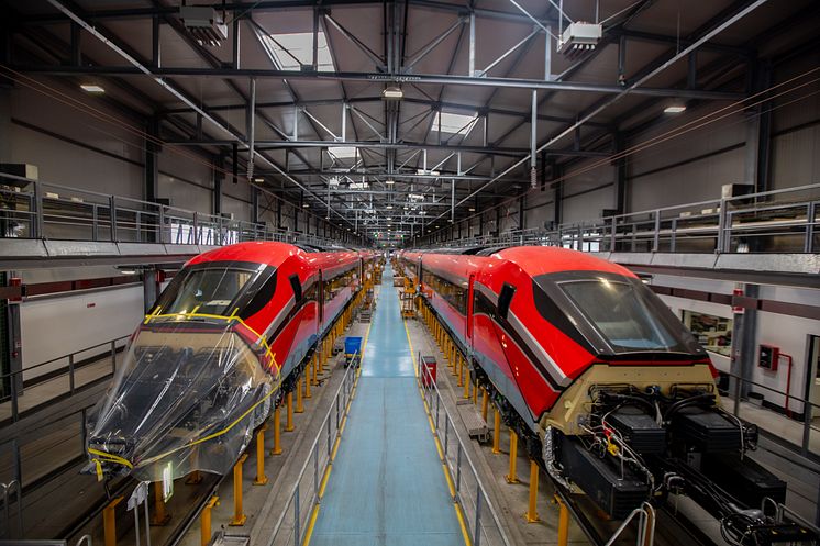 2021 ILSA_Salida fábrica primeros trenes