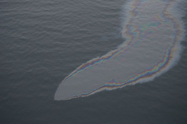 Oljeläckage från vraket Finnbirch utanför Öland