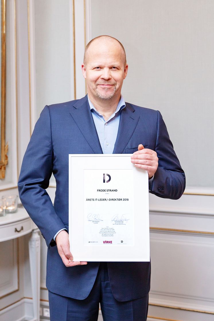 LANDETS FREMSTE IT-LEDER. Frode Strand i Kværner ASA ble hedret med prisen Årets IT-direktør under DND Rosing- og Konsulentprisen 2018 på onsdag. Foto: Sopra Steria