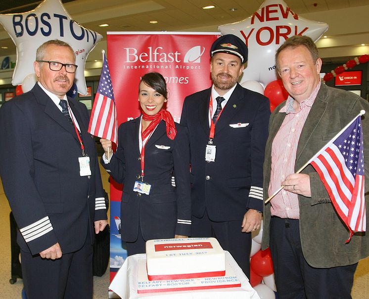 Lars Garde (Captain), Diana Menzes (Cabin Crew)  Robert Bjorkholm (Co-pilot) and Graham Keddie (MD Belfast International Airport)