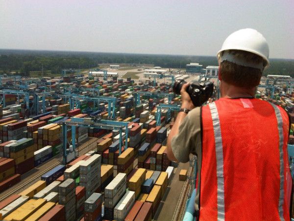 Setting up our time lapse camera at APM Terminals in Virginia #Cavotecfilm