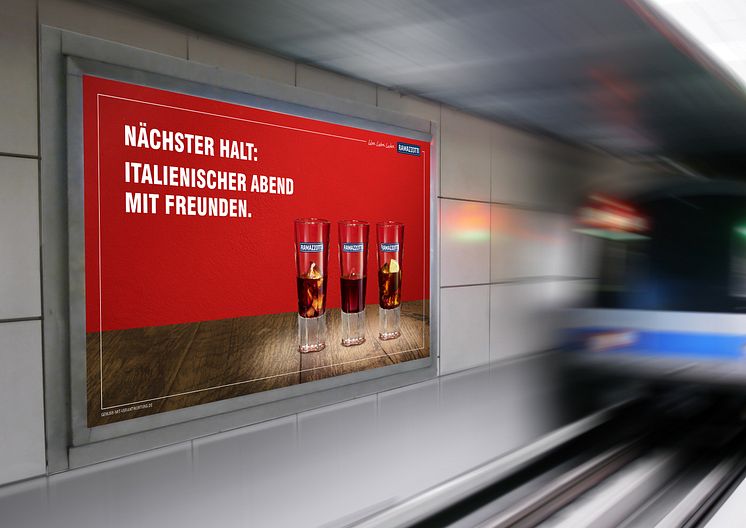 Neue Ramazzotti Kampagne: Infoscreens in Stuttgart im August