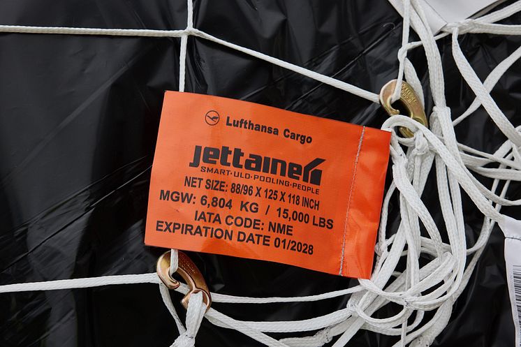 Lightweight Nets Lufthansa Cargo